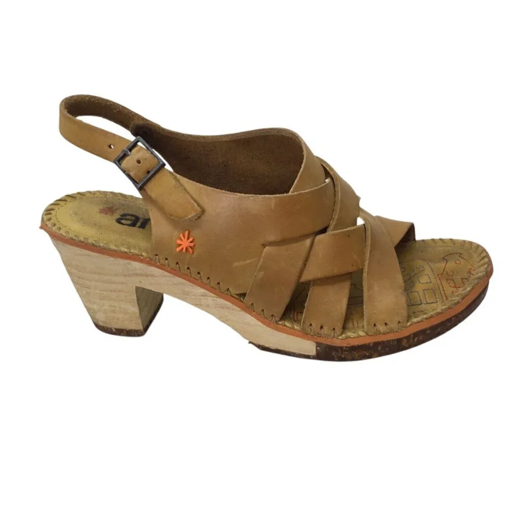 The Art Company Platform Sandals Golden Yellow Leather Wooden Heels Size 39 / 8